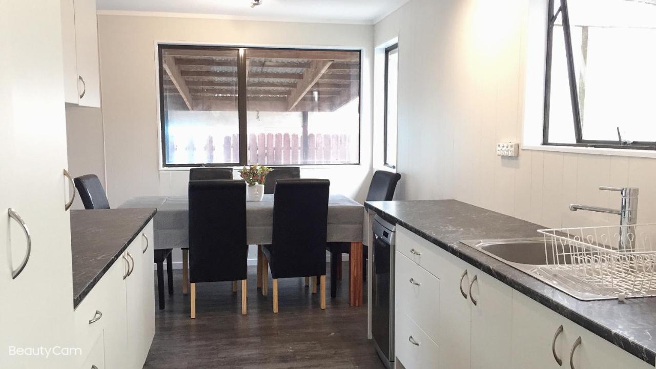 Cozy 3 Bedrooms House 6 Chapman Place Rotorua Exterior foto